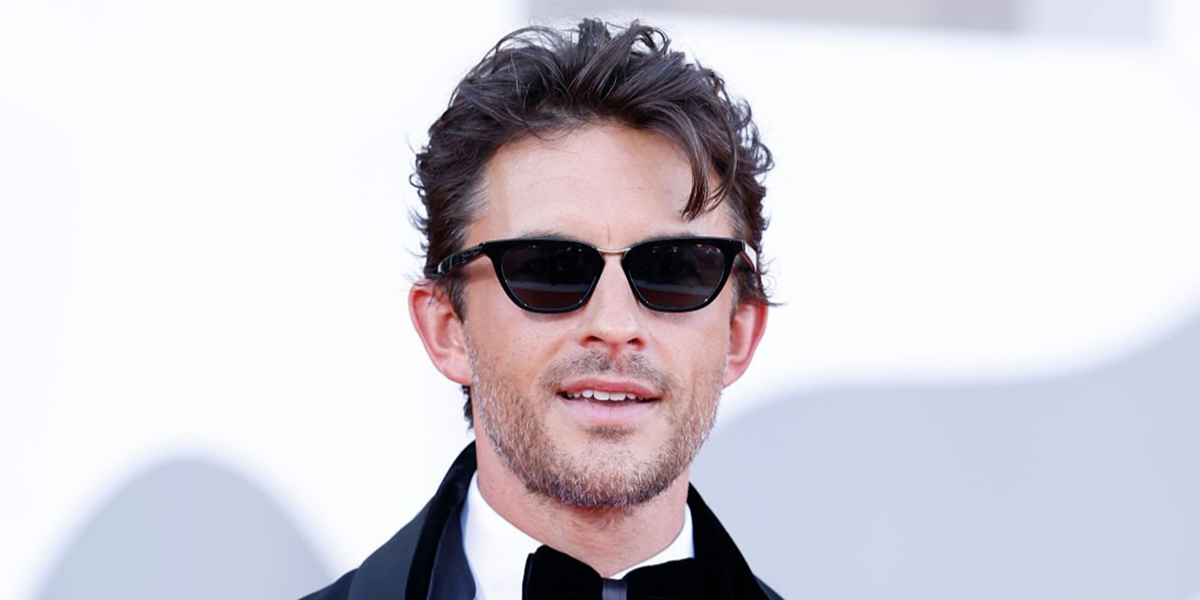 Giorgio Armani AR8253U 50187 - As Seen On Jonathan Bailey & Rami Malek
