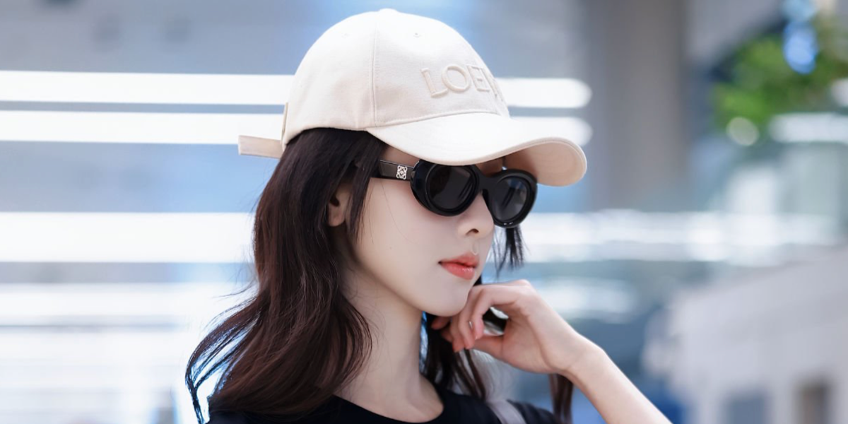Loewe Anagram LW40190I 01E - As Seen On Chen Duling
