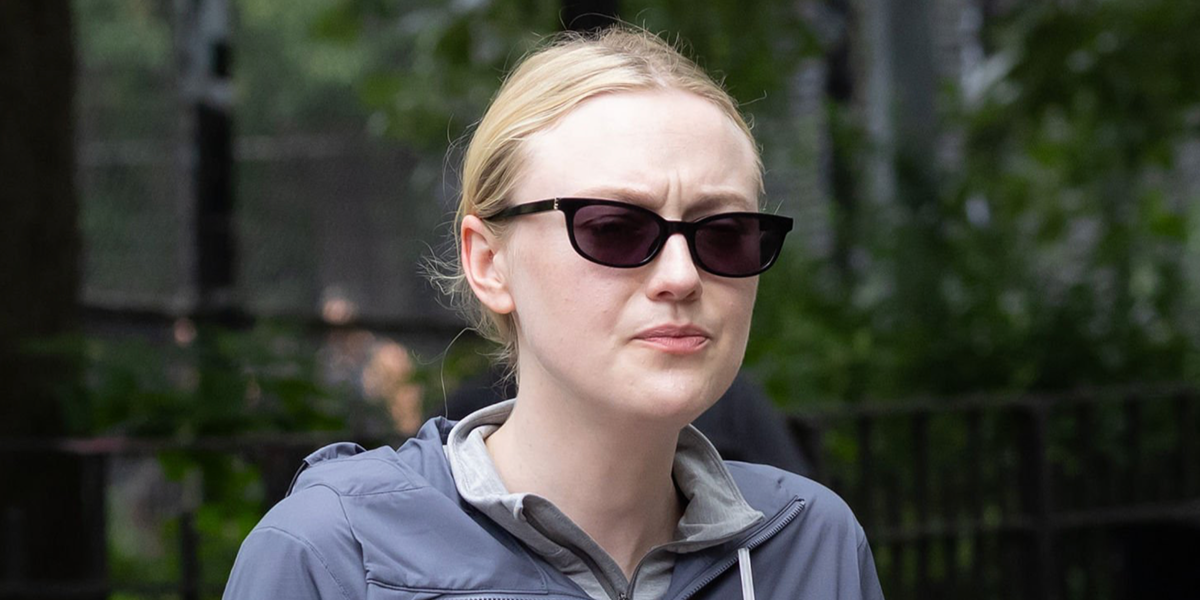 Saint Laurent Sun SL M160 001 - As Seen On Dakota Fanning & Janhvi Kapoor