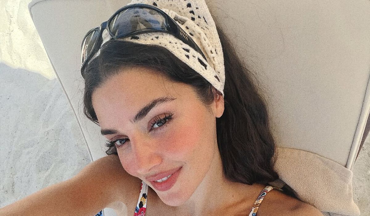 Miu Miu MU C06SU 16K80Q - As Seen On Irina Shayk & Hande Erçel