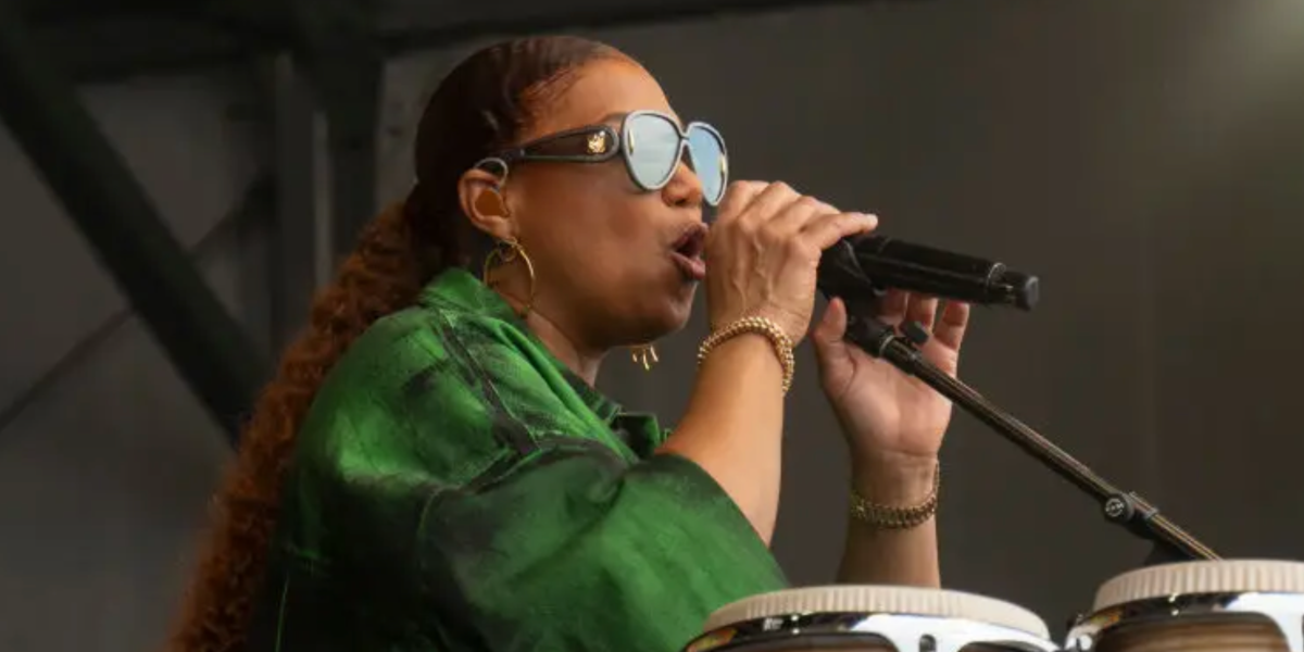 Loewe x Paula's Ibiza LW40132I 01C - As Seen On Queen Latifah & Big Boi