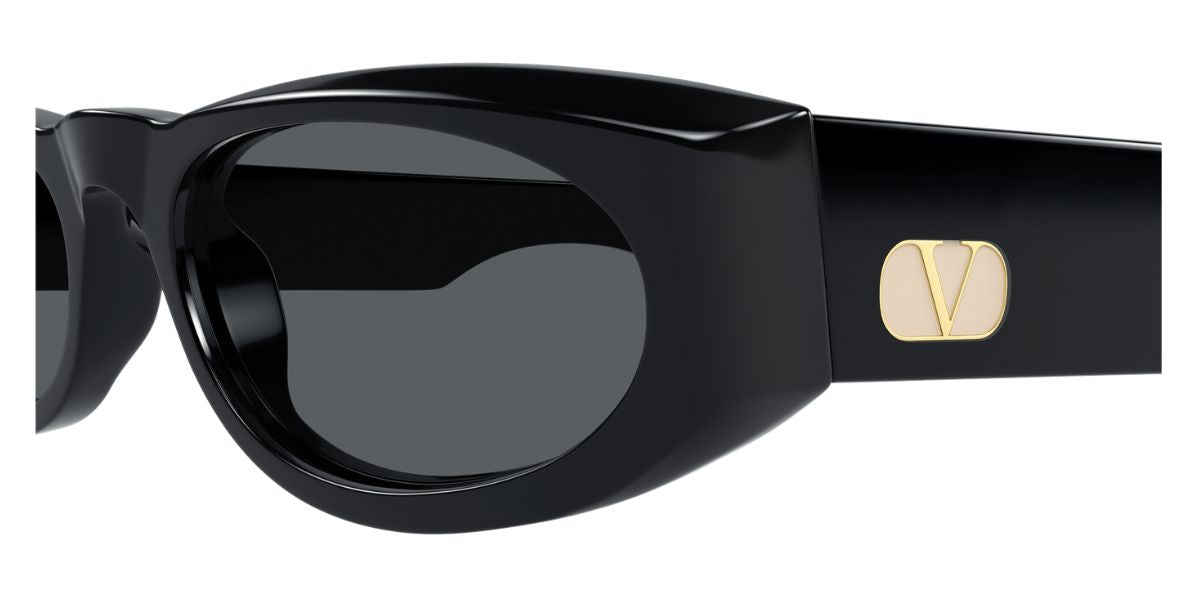 Valentino VG0007S 001 - As Seen On Kate Hudson & Natalia Dyer